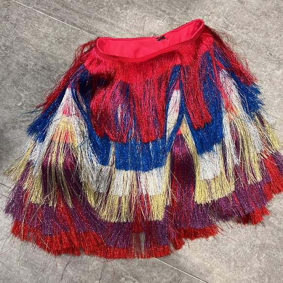 ASOS DESIGN - Mulit-color Holographic Fringe Tassel Cape - One Size - Picture 7 of 7